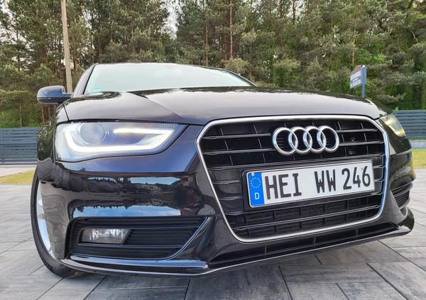 Audi A4 cena 49900 przebieg: 222000, rok produkcji 2012 z Strzyżów małe 631